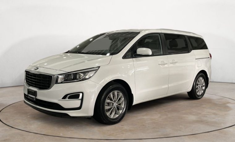 KIA SEDONA BLANCO 2020 8AL