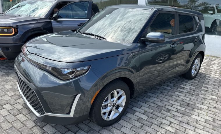 KIA SOUL GRIS 2024 N49