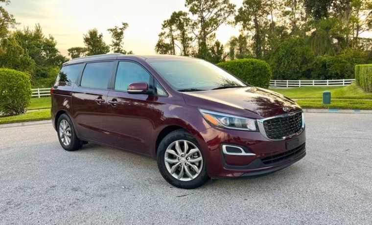 KIA SEDONA VINOTINTO 2020 4DY