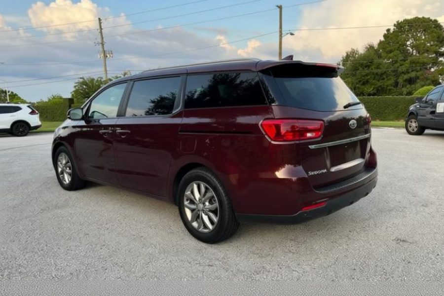 KIA SEDONA VINOTINTO 2020 4DY