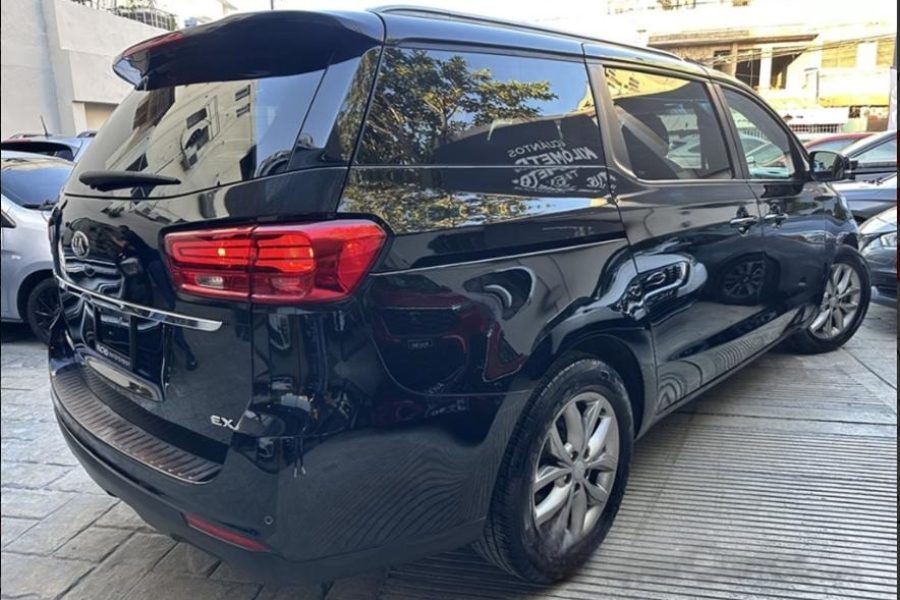 KIA SEDONA NEGRO 2021 WPK