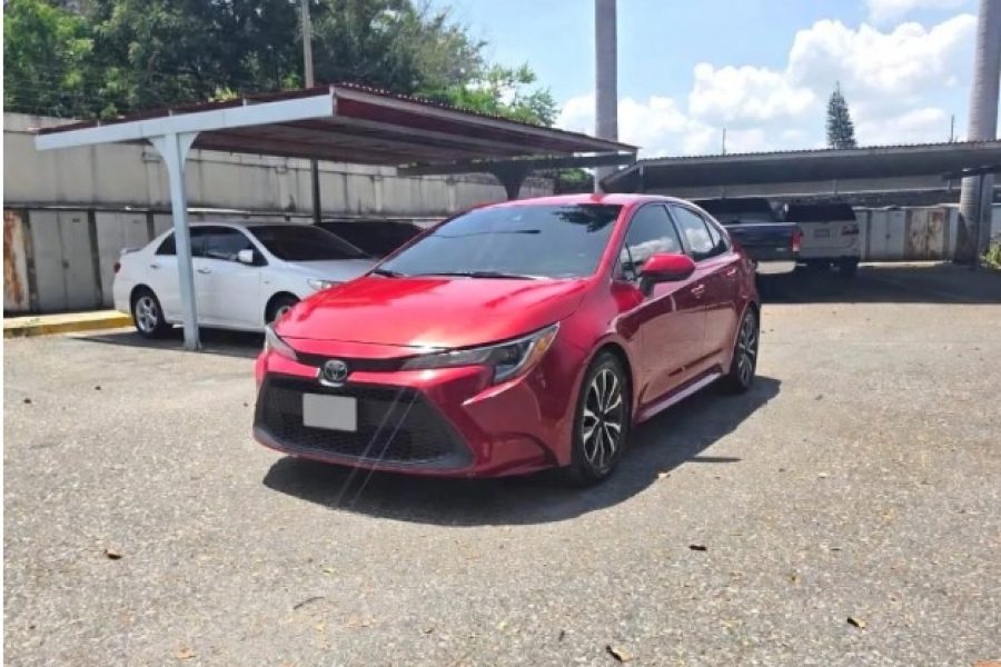 TOYOTA COROLLA ROJO 2021 XMR